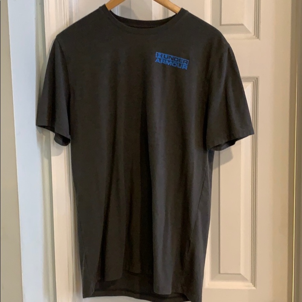 Under Armour T-shirt